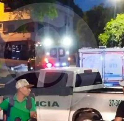 Medellín: mujer murió al ser alcanzada por bus y el conductor huyó