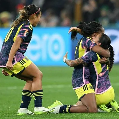 Foto de jugadoras colombianas, en nota de Selección Colombia en Mundial Femenino tuvo lío vergonzoso por hincha colombiano