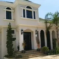 Casas de lujo en Venezuela se venden a precios muy bajos en 2023 por cuenta de la crisis económica y llama atención de compradores de finca raíz.