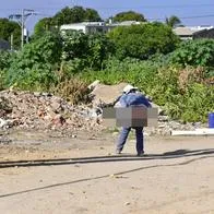 Mujer en Valledupar botó basura en la calle e hizo grosero gesto por reclamos