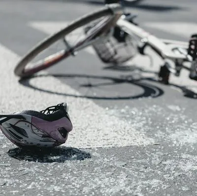 Un ciclista en Ibagué chocó contra una volqueta en el corregimiento de San Bernardo