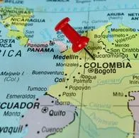 Ecuador, país que no exige visa ni pasaporte a los colombianos y que ofrece empleo sin permisos de trabajo especiales; paga en dólares.