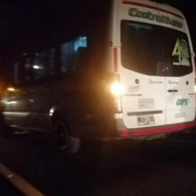 Tolima: motociclista murió al estrellarse contra camioneta con pasajeros