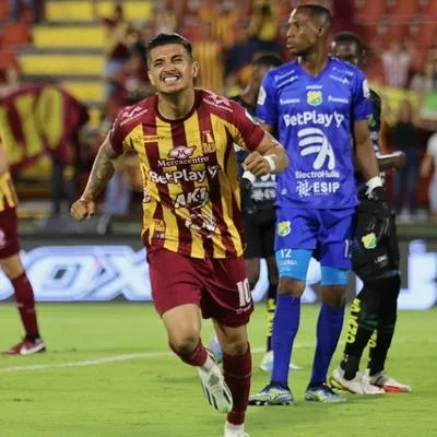 Deportes Tolima le ganó 1.0 al Atlético Huila con gol de Yeison Guzmán.