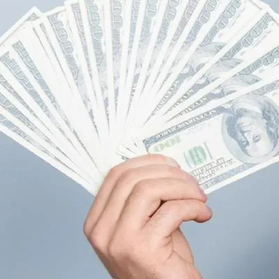 Dólar hoy en Colombia 14 de agosto caería por buena cifra global