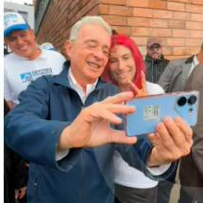 El expresidente Álvaro Uribe causó sensación al abrir cuenta de TikTok y, en menos de 2 días, ya acumuló más de 1 millón de reproducciones.