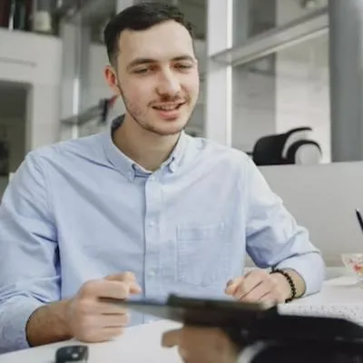 La empresa Compensar, una de las grandes de Colombia, lanzó varias ofertas de empleo. Vea las vacantes y salarios que ofrece. Acá, los detalles.