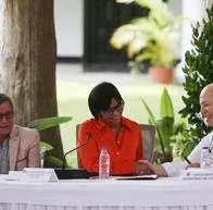 Vicepresidenta de Venezuela, Delcy Rodríguez, presente en inicio de ciclo con ELN