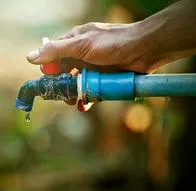 En Dosquebradas, Risaralda, suspenden el servicio de agua por daño presentado en una ventosa. El recorte del recurso hídrico duraría unas cuantas horas.