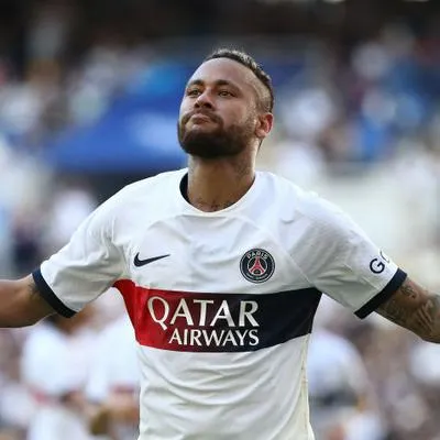 Al parecer, si Neymar se va a jugar a Al-Hilal, estaría cobrando $ 352 millones por partido ganado y $ 2.200 más si menciona a Arabia Saudita en redes.