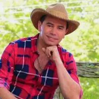 Jhonny Rivera, artista de música popular, desmintió en redes que supuestamente sufrió un infarto