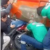 Ibagué hoy: accidente de tránsito dejó a motociclista debajo de una buseta