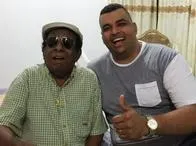 Rolando Ochoa y Calixto Ochoa. En relación con mensaje en redes sociales.
