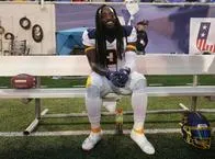 Murió Alex Collins, famoso jugador de Estados Unidos en extrañas circunstancias