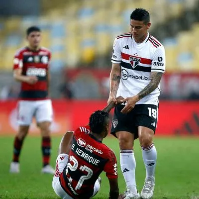 James Rodríguez, que jugará algunos minutos en partido de vuelta por semifinal de Copa Brasil ante Corinthians.