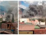Atención: incendio de grandes proporciones consume una bodega en el barrio Caribe de Medellín