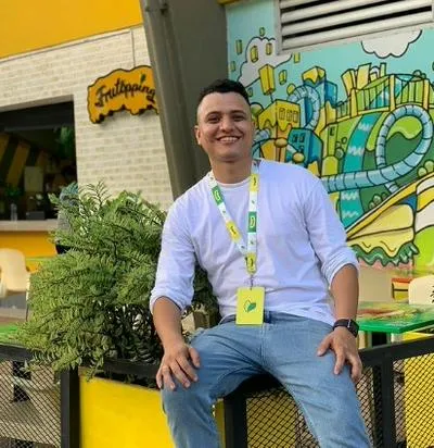 Felipe Díaz, cantante vallenato, que sufrió herida en su rostro. En relación con lo que dijo sobre el atraco.