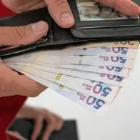 Frustran millonario robo a ciudadano que había retirado la alta suma de dinero de un banco.