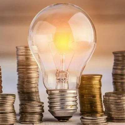 Arrancaron los cobros adicionales a las tarifas de energía para los estratos 4, 5 y 6, por decreto que firmó Petro por emergencia en La Guajira.