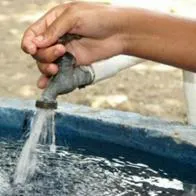 Comunidad continúa protestando por falta de agua: Emdupar trabaja en normalizar el servicio 