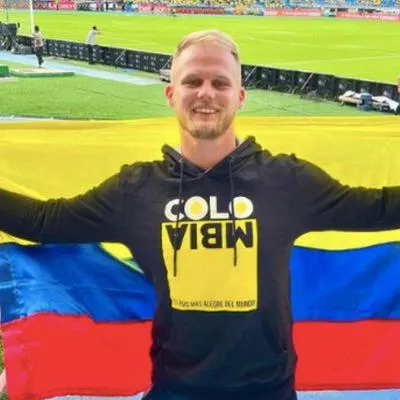 Dominic tras polémica con camiseta de la Selección Colombia: “No quiero irme”