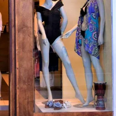 Foto de tienda Onda de Mar, en nota de que el dueño de marca Carolina Herrera en Colombia compró esa afamada empresa.