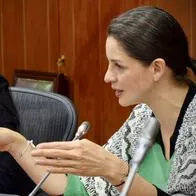 Investigación con animales: piden que también se retire proyecto de Andrea Padilla.