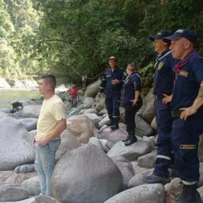 Antioquia: encontraron cuerpo en río, buscando bañista desaparecido