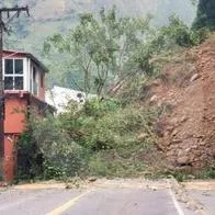 Previo al puente festivo, nuevamente cierran la vía al Llano, por deslizamientos de tierra gracias al temblor.