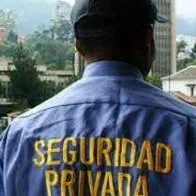 Escoltas y vigilantes en Bogotá estarían siendo amenazados por disidencias de 'Iván Mordisco' en la capital. Dicen que los quieren asesinar. 