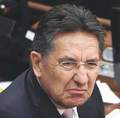 Néstor Humberto Martínez responde a Macaco por acusación sobre Gustavo Petro