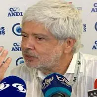 Germán Umaña, ministro de las TIC, desmintió a Petro sobre renegociaciones de el TLC con Estados Unidos. Aclaró todo y cierra polémica.
