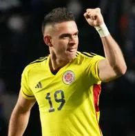 Foto de Rafael Santos Borré, en nota de que Selección Colombia en arranque de eliminatorias, atenta por problemón para Chile