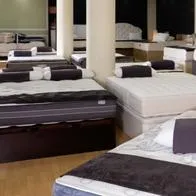 Colchones Dormiluna le puso 'peros' a empresa en Colombia que se le metió en el camino