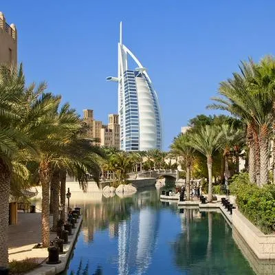 Lujoso hotel de Dubái busca ofrece trabajo a jóvenes colombianos y paga bien
