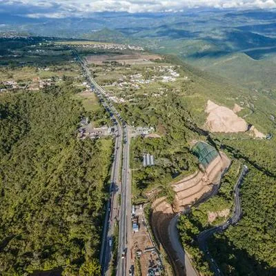 Vía Bogotá-Girardot, que tendrá restricciones durante el puente festivo del 19 al 21 de agosto.