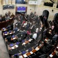 Estas son excusas con la que varios congresistas le sacan el cuerpo al proyecto de la reducción de su salario de $ 43 millones.
