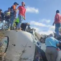 Grave accidente en vía a Villa de Leyva entre volqueta y bus dejó varios muertos