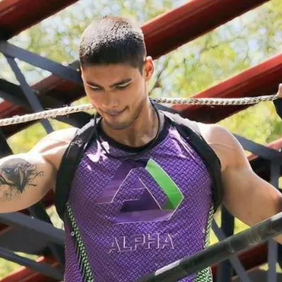 Byron, del 'Desafío', mostró un recuerdo en redes sociales en el que "era maluquito"