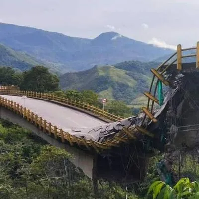 Conozca las rutas a tomar luego del desplome del puente Los Grillos, vía alterna alterna al Llano por Boyacá. Acá , todos los detalles.