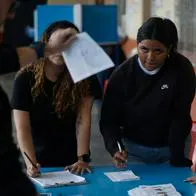 Inició conteo de votos en elecciones presidenciales de Guatemala