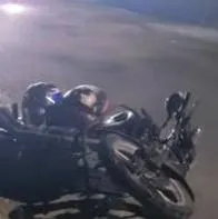 En la tarde de este domingo se confirmó el fallecimiento de un hombre, de 46 años, que se estrelló en su moto contra una palma, en Quindío.
