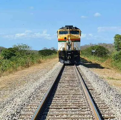 Cerrejón advierte sobre nuevos bloqueos en línea férrea de La Guajira