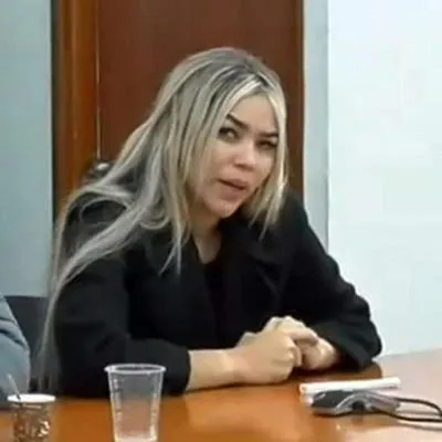 Foto de Nicolás Petro y Day Vásquez, en nota de que ella pulló duro a Gustavo Petro y al hijo mayor del presidente por visita a Barranquilla.