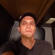 Youtuber muestra cómo es vivir en apartamento de 2 metros cuadrados: tiene ducha