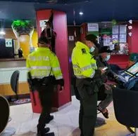 Adulto mayor murió por ataque que le dio cuando la Policía lo capturó en Bogotá. El hombre es señalado de insultar a los uniformados. 