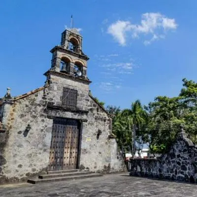 La Ermita del Señor de los Milagro, Mariquita, Tolima, donde los campesinos recurren a diferentes métodos para regar cultivos por ola de calor.
