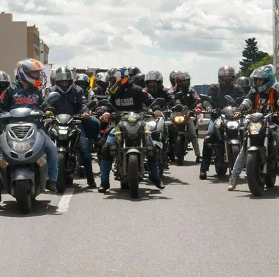 Más del 90 % de las motos que ruedan por las calles de Colombia pertenecen a los estratos 1, 2 y 3, según estudio de Movemos.
