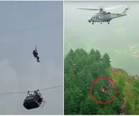El susto de sus vidas: seis niños y dos adultos quedaron colgando y atrapados en un teleférico, en Pakistán