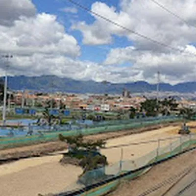 Distrito tuvo que asumir el control de otra obra abandonada en Bogotá , Claudia López tomará medidas 